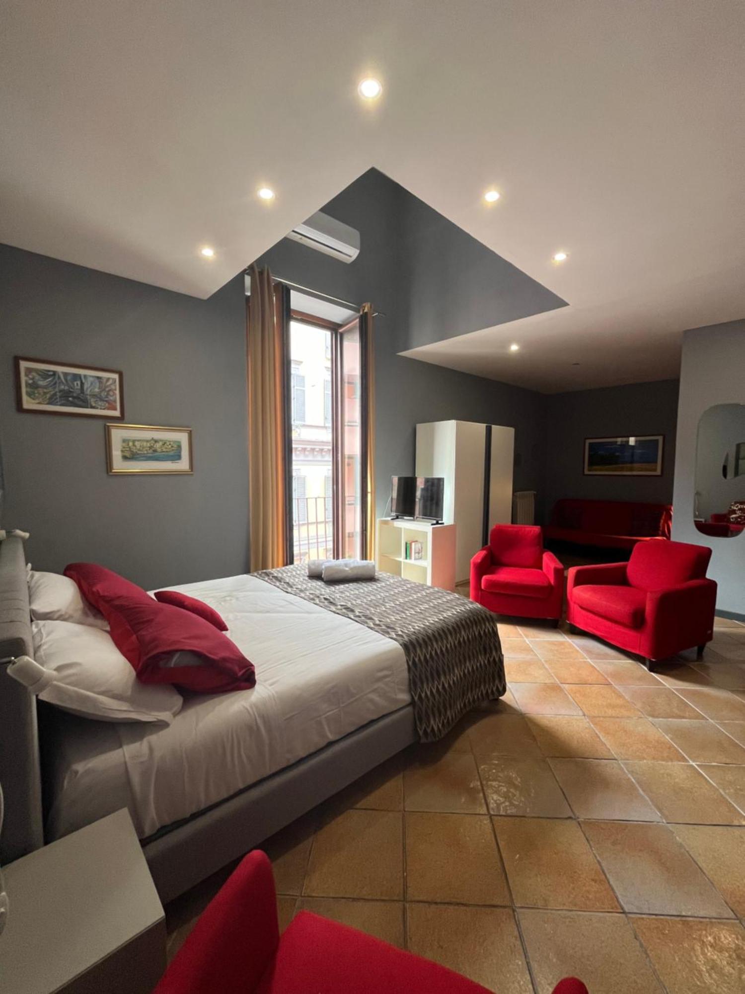 Naples Luxury Suites B&B Exteriör bild